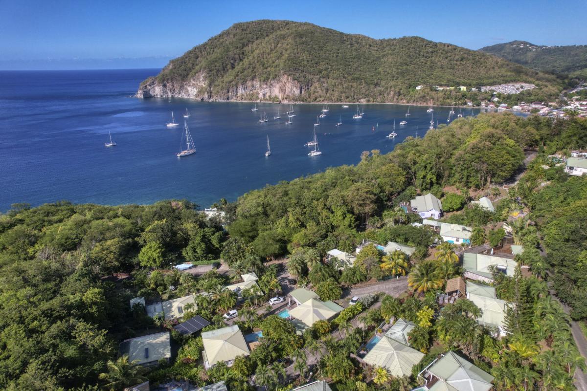 43.Location Villa piscine Deshaies Guadeloupe_Villa vue mer